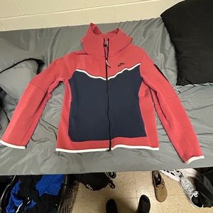 Nike tech zip up